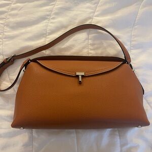 COPY - Toteme T-Lock bag